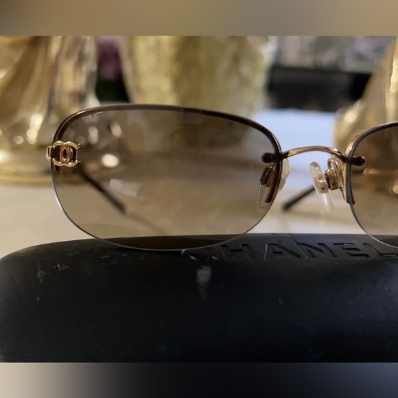 Chanel Sunglasses - Picture 2 of 16